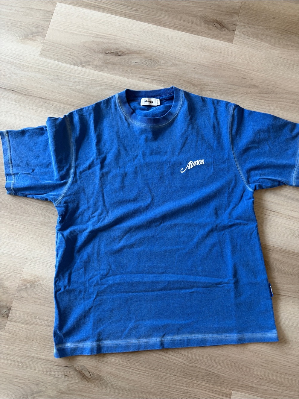 ATMOS Cool Japanese streetwear T-shirt.
Size is Japanese M